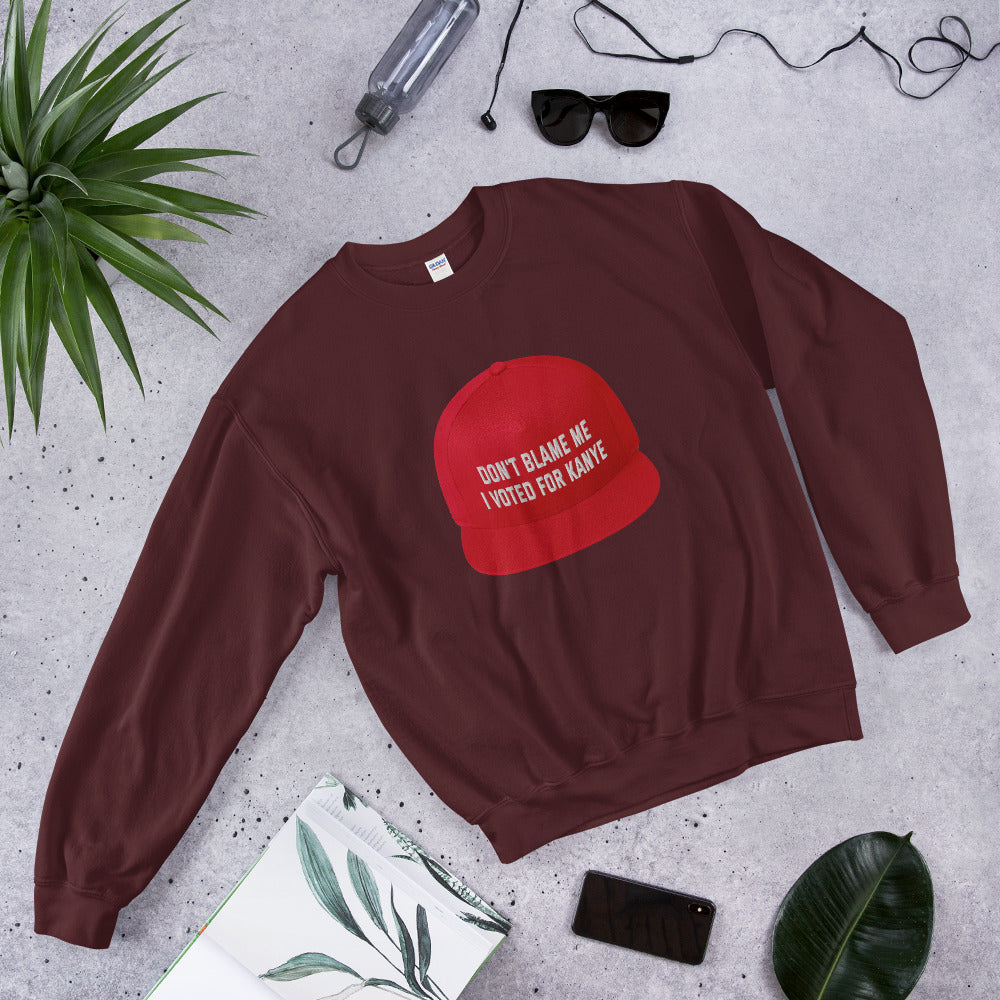 red hat printed crewneck